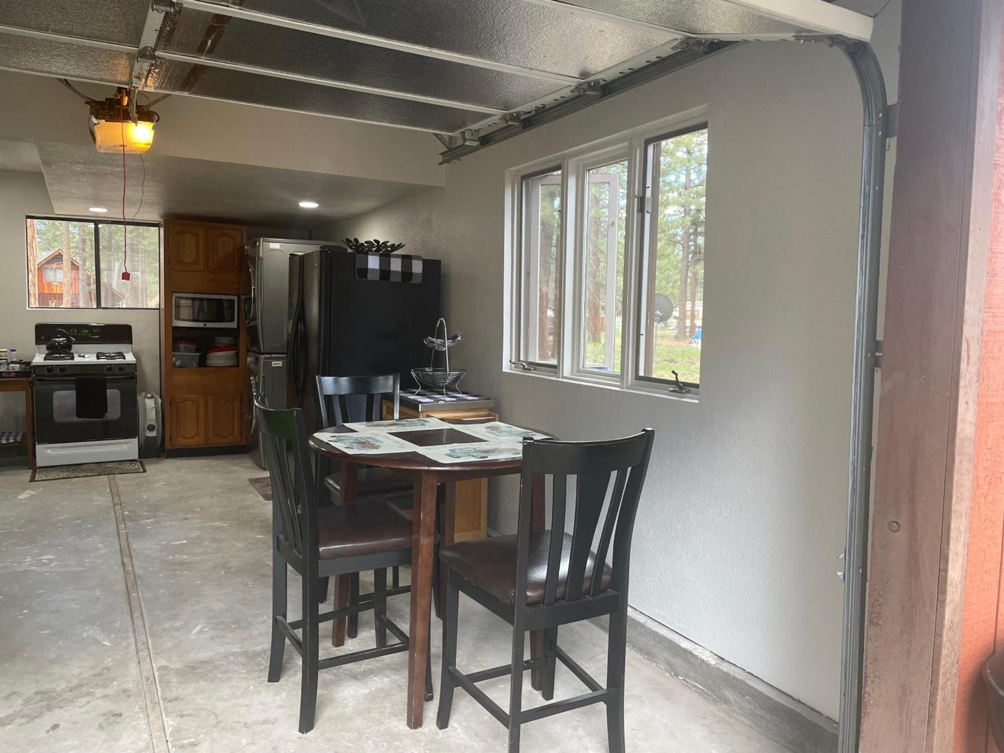 Cheerful 2-Bedroom Cottage Near Eagle Lake 苏珊维尔 外观 照片